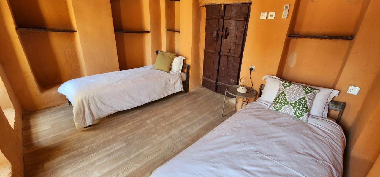 Bait Al Aali Guesthouse Al Ḩamrāʼ Extérieur photo